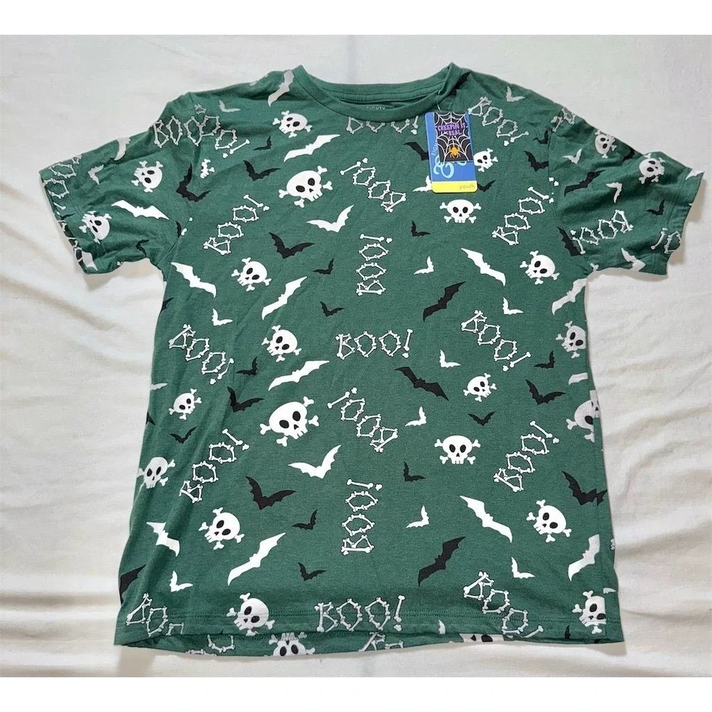 Eighty Eight Kids Halloween T-Shirt Skulls Bats Green Size 14 NWT‎ spooky